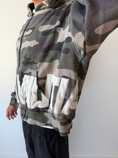 camozip0001