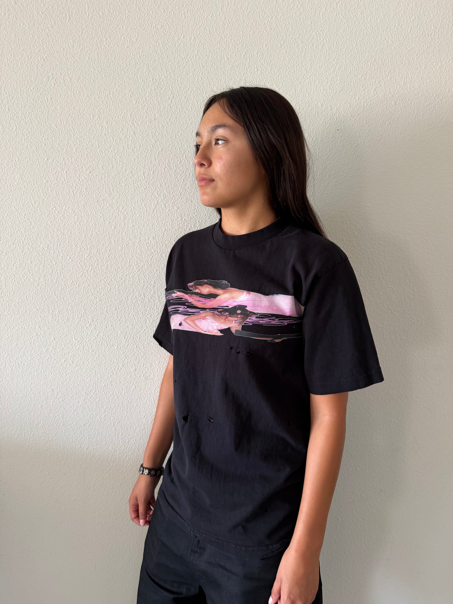 outed♀tee