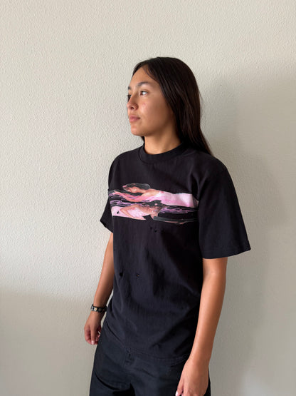 outed♀tee